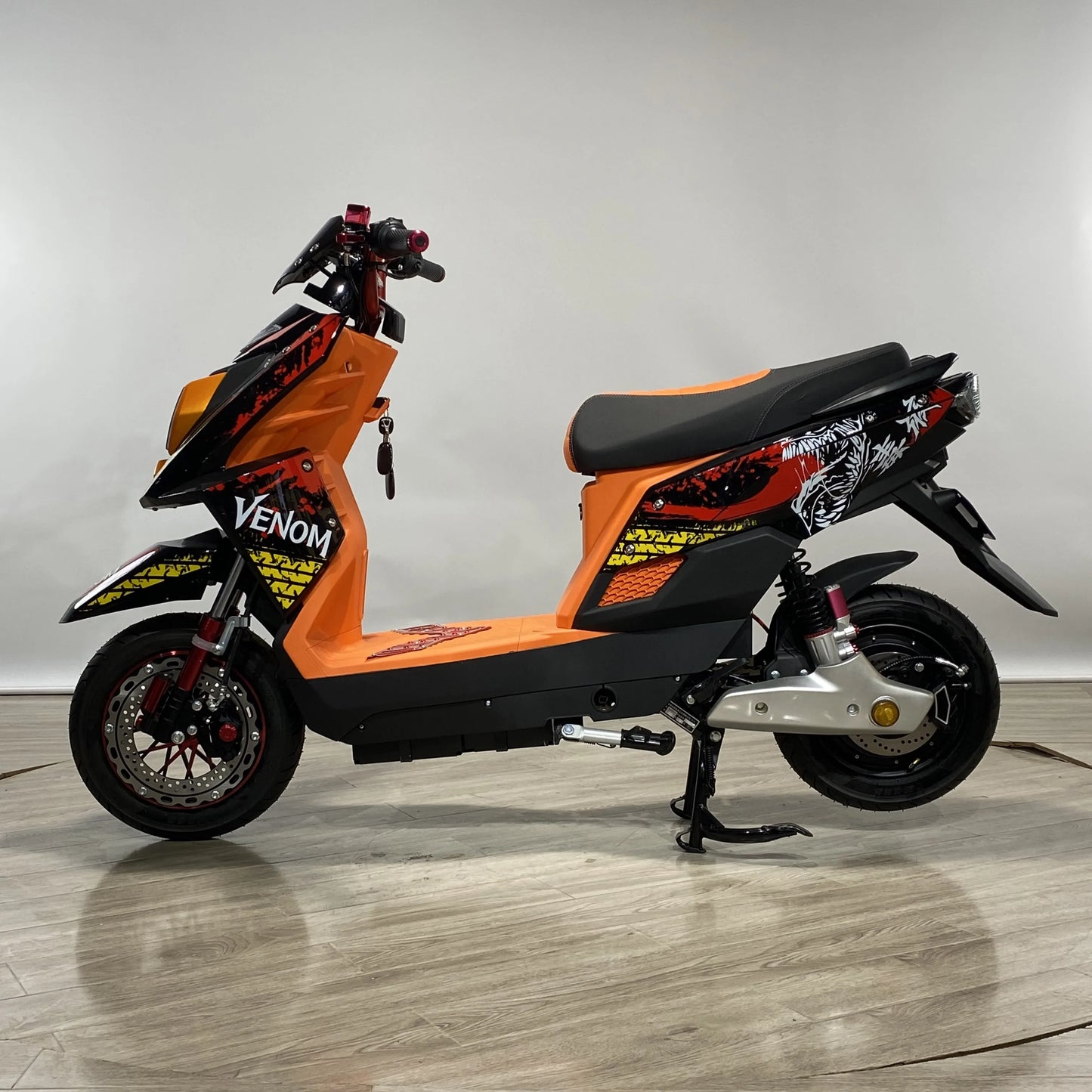 Factory Price High Speed Mobility Scooter Electric Moped Adult 1500w Ckd 2 Wheel Disc Brake Electric Motorcycle