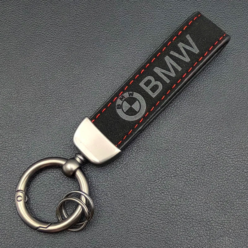 2024 Leather Metal Logo Key Chain Luxury Car Keychain For BMW E46 E90 E39 E60 E36 E30 E61 E91 E92 E87 F10 F20 F30 Accessories