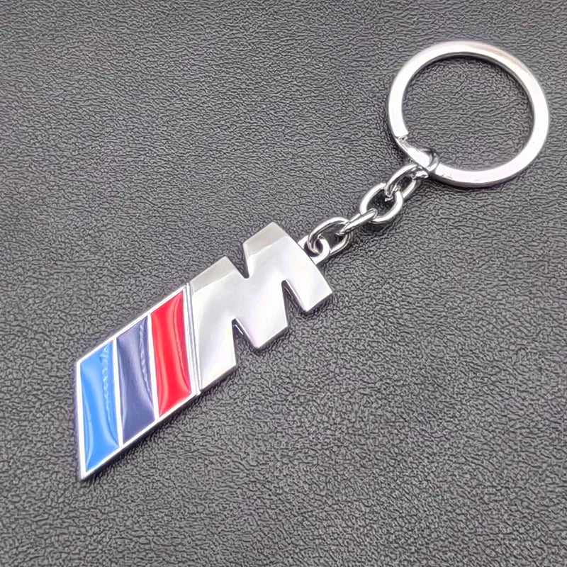 2024 Leather Metal Logo Key Chain Luxury Car Keychain For BMW E46 E90 E39 E60 E36 E30 E61 E91 E92 E87 F10 F20 F30 Accessories