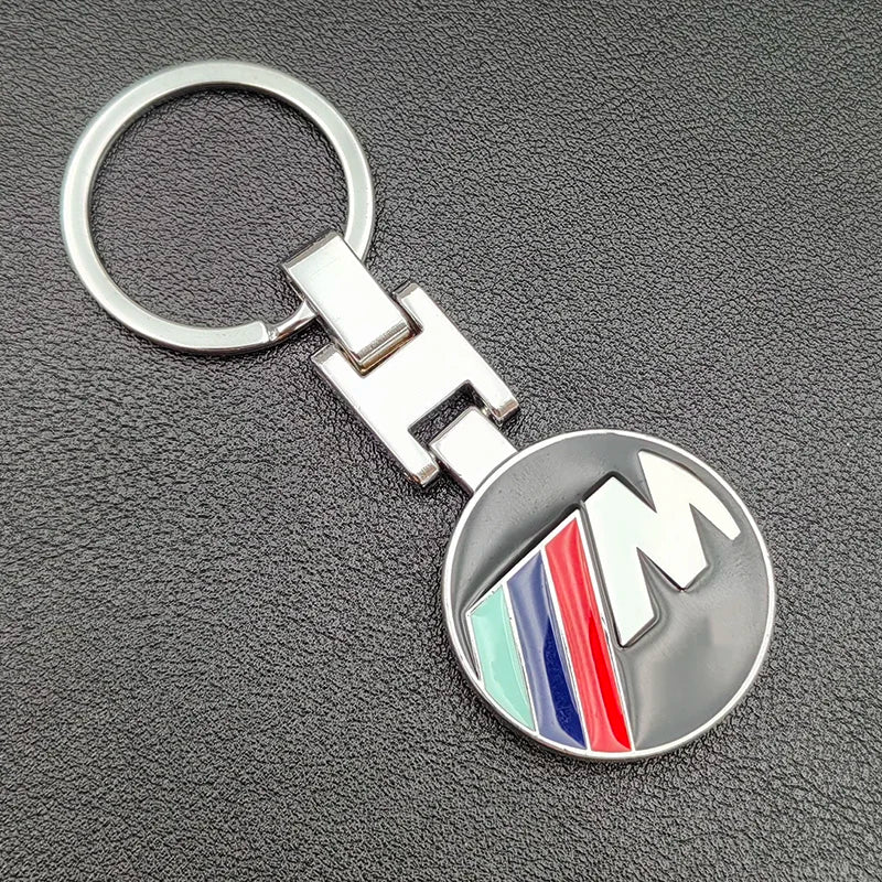 2024 Leather Metal Logo Key Chain Luxury Car Keychain For BMW E46 E90 E39 E60 E36 E30 E61 E91 E92 E87 F10 F20 F30 Accessories