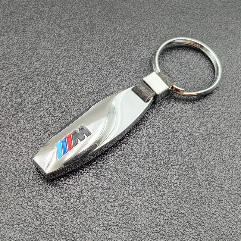 2024 Leather Metal Logo Key Chain Luxury Car Keychain For BMW E46 E90 E39 E60 E36 E30 E61 E91 E92 E87 F10 F20 F30 Accessories