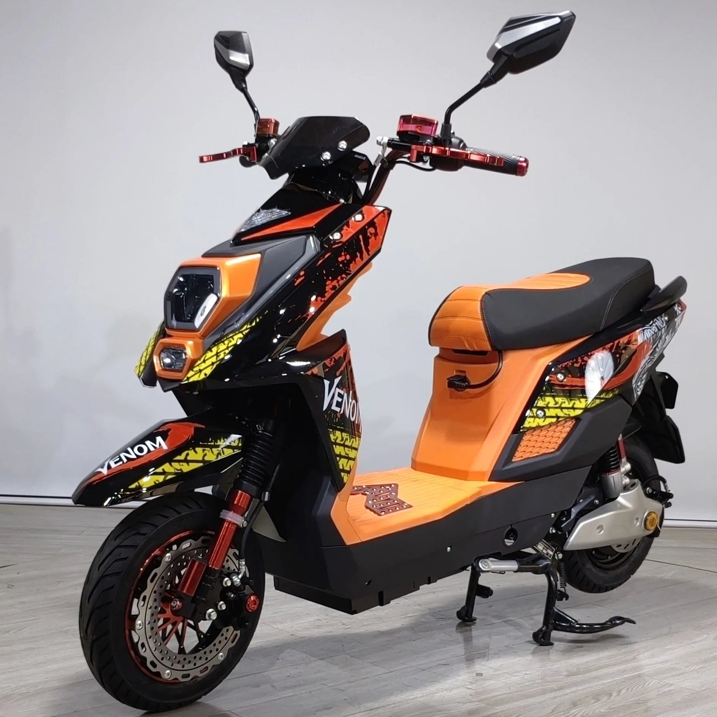 Factory Price High Speed Mobility Scooter Electric Moped Adult 1500w Ckd 2 Wheel Disc Brake Electric Motorcycle