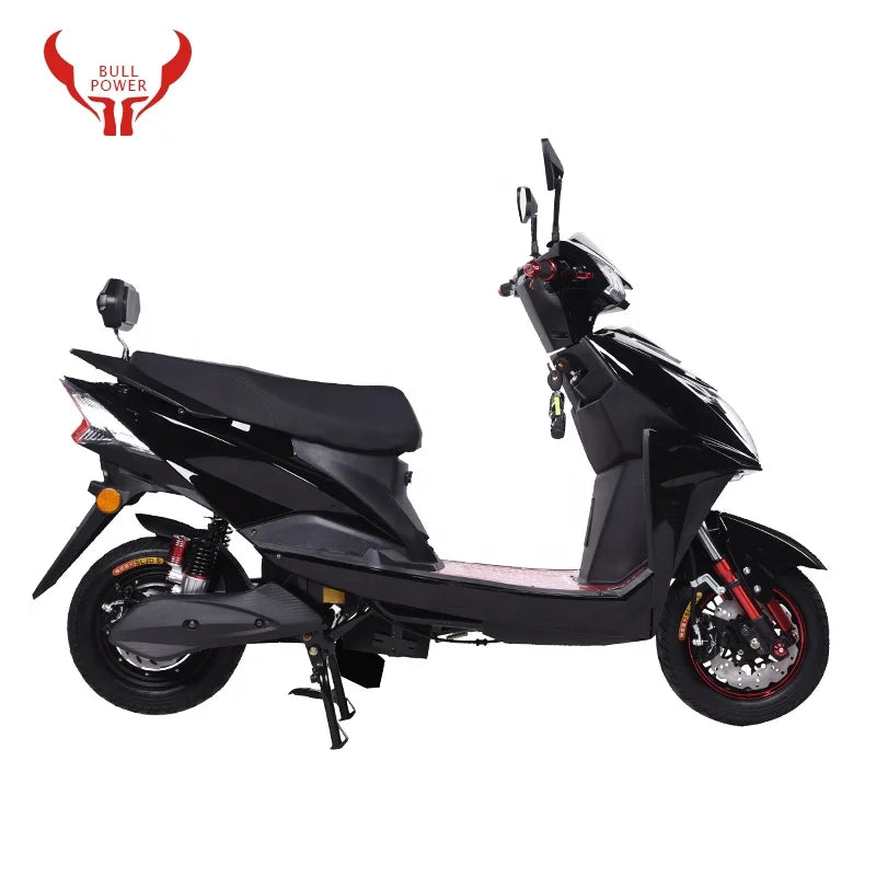 New Arrivals 2000w Motor Battery Double Disc Brakes Electric Scooter For Unisex Adults