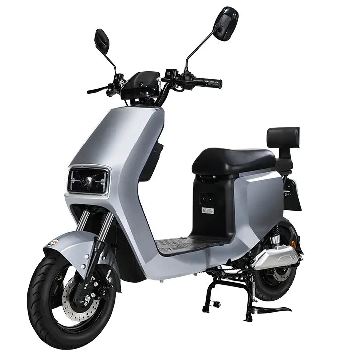 2023 Electric scooter 1500w powerful motorcycle for adult made in China