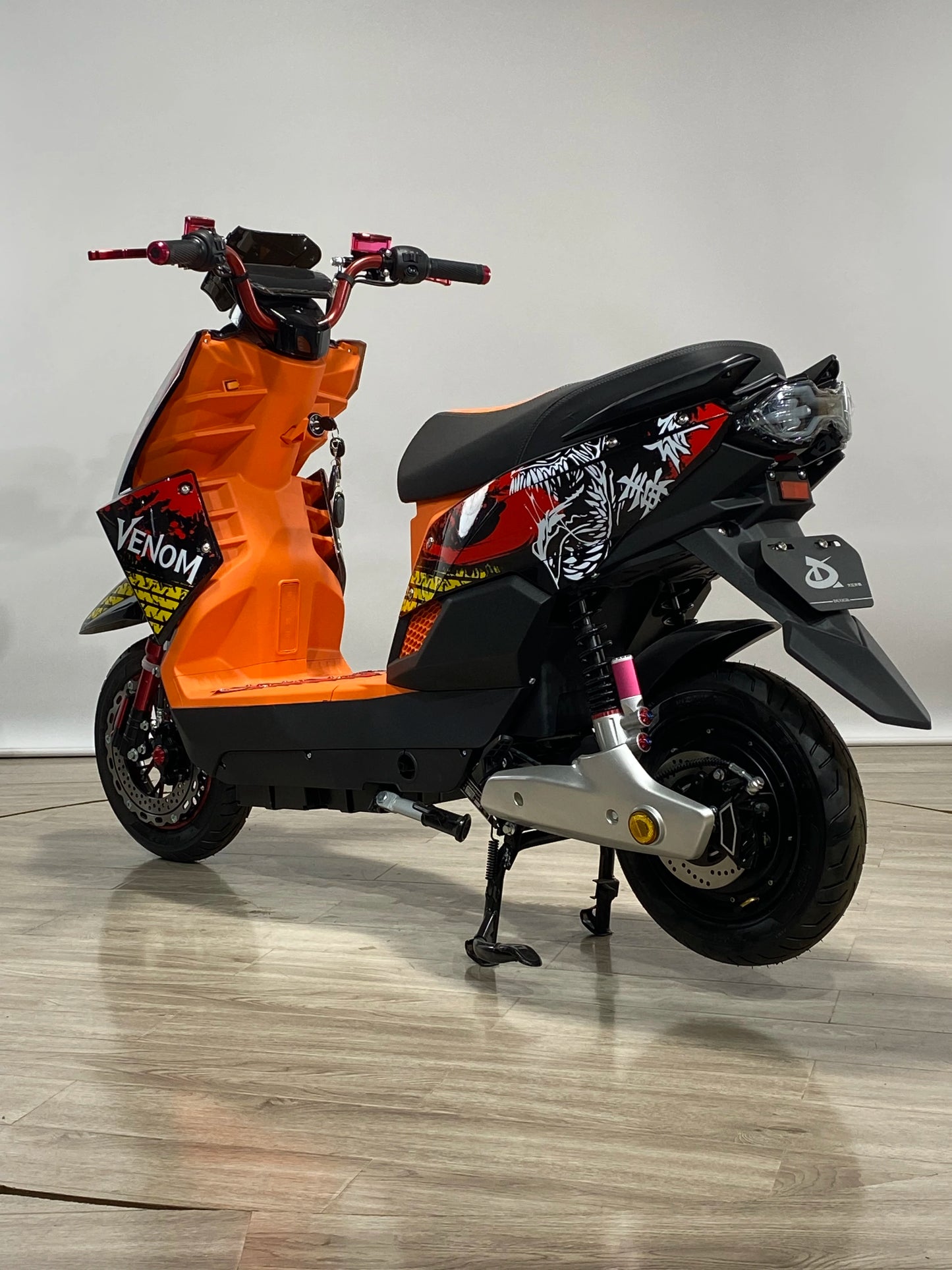 Factory Price High Speed Mobility Scooter Electric Moped Adult 1500w Ckd 2 Wheel Disc Brake Electric Motorcycle